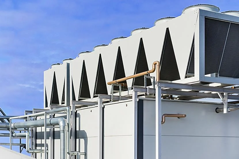 Industrial chillers using Opteon